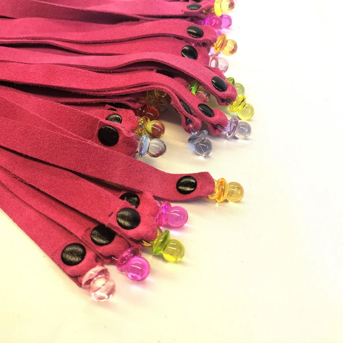 Pink ruskinds-flogger med sutter - Playful Impact Play Toy - Billede 3
