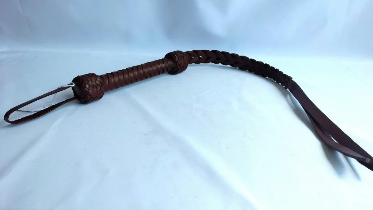 Western Quirt 78 cm – Impact Play Piskesele i Læder | 2 Fald | Sort, Cognac & Rød - Billede 5